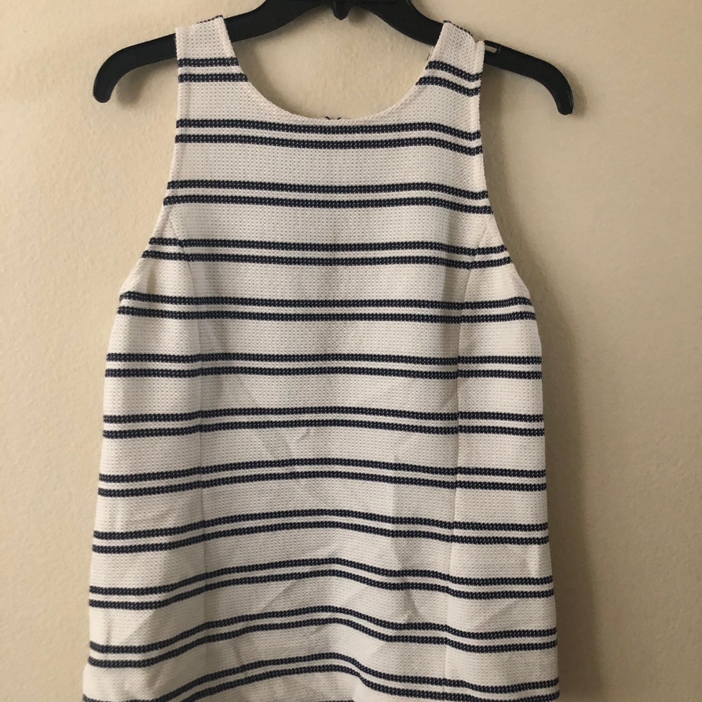 Striped sleeveless mid length top